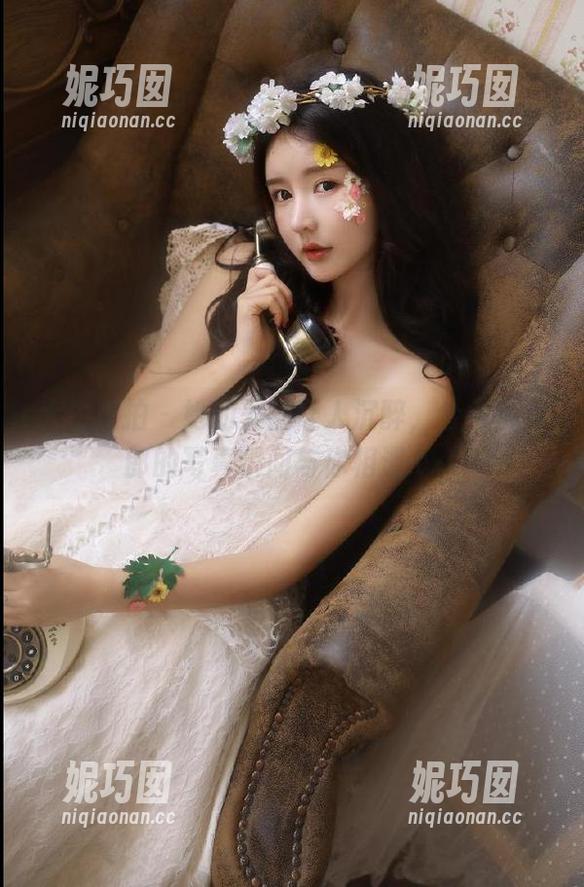 大生模拍 - 她的美图让人沉醉，兮兮兔女郎的写真瞬间与你相遇.txt