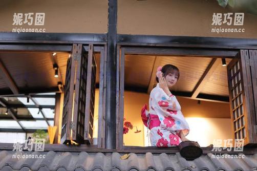 头条女神 - 乔安清纯写真套图，独特资源为你呈现纯美无瑕的瞬间！.txt