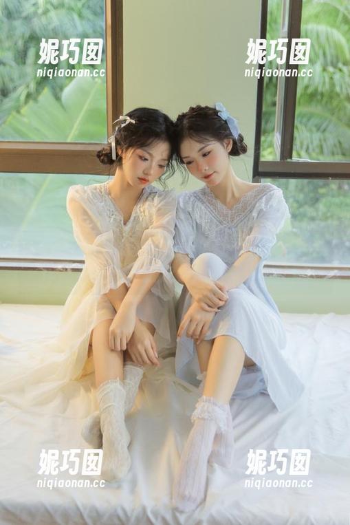 头条女神 - 谁说女友只能有一个？信悦儿作品集分享多张逆天风格写真！.txt