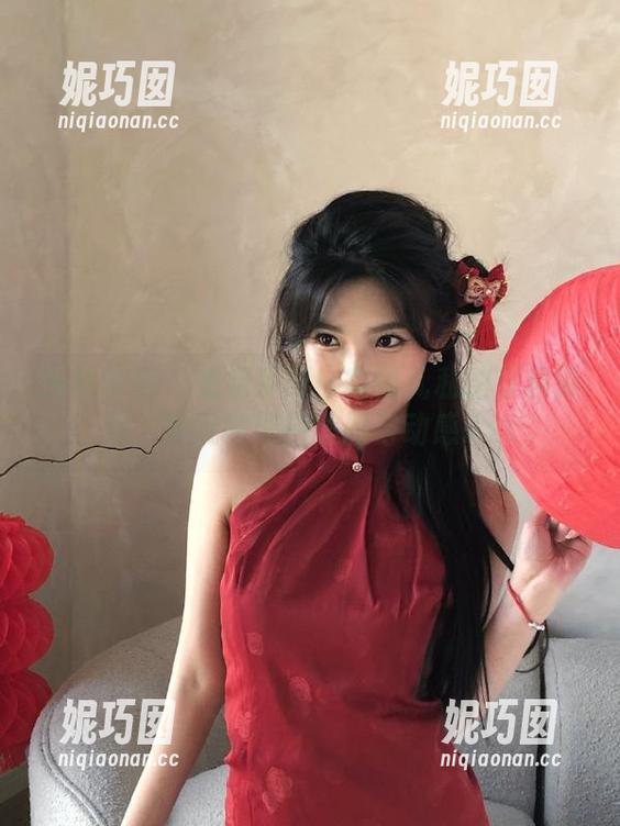 头条女神 - 姐姐系列！唐嫣儿私拍写真资源，捕捉瞬间的美丽与动感.txt