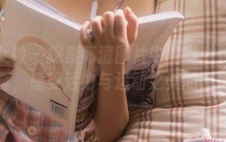 头条女神 – 探索高清图片中的琳琳长筒篮球写真，感受活力与运动之美的碰撞.txt