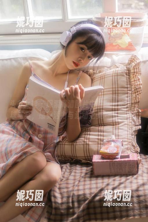 头条女神 - 探索高清图片中的琳琳长筒篮球写真，感受活力与运动之美的碰撞.txt