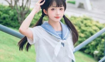 头条女神 – 筱溪连衣裙写真壁纸：美丽如初，但你真的看懂了吗？.txt