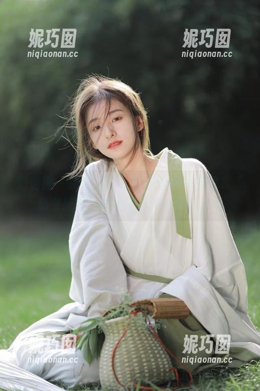 微密圈 - 精致生活：在高清照片中欣赏“奶宝妹纸”的自拍艺术与风格.txt