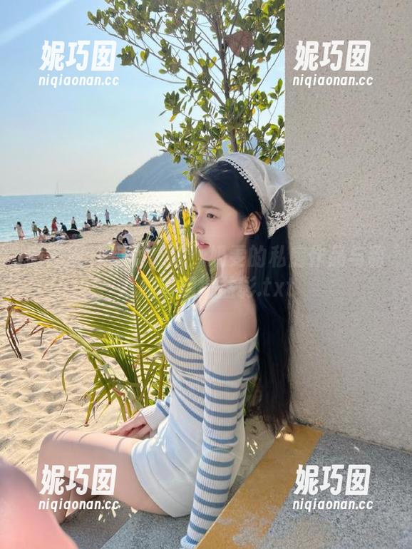微密圈 - 温柔绽放：奶雯的私房作品与甜心故事相得益彰.txt