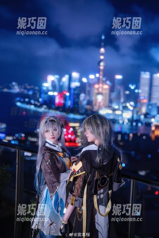 释放你的幻想：宫本桜带来的毒蛇主题cos图包，专属于你的视觉盛宴.txt