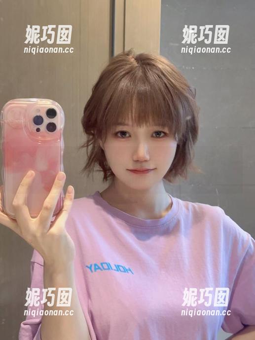 发现小仓千代w的魅力：全新2B高清写真集邀你一起探索她的艺术灵感.txt