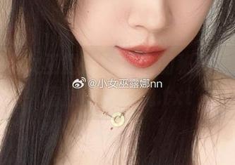 隐藏在小女巫露娜写真中的秘密，尽在高清原图中展现.txt