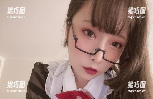 小泉学姐吖与海浪交融，难忘的海边写真图片尽在此刻.txt