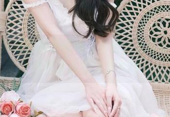 校服妹妹的甜美瞬间，小瑶幺幺带来的独特图库资源分享.txt