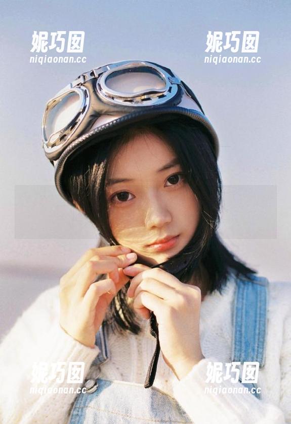 少女秩序 - 鹿可私房写真创作：七夕特别篇让爱在镜头中绽放.txt