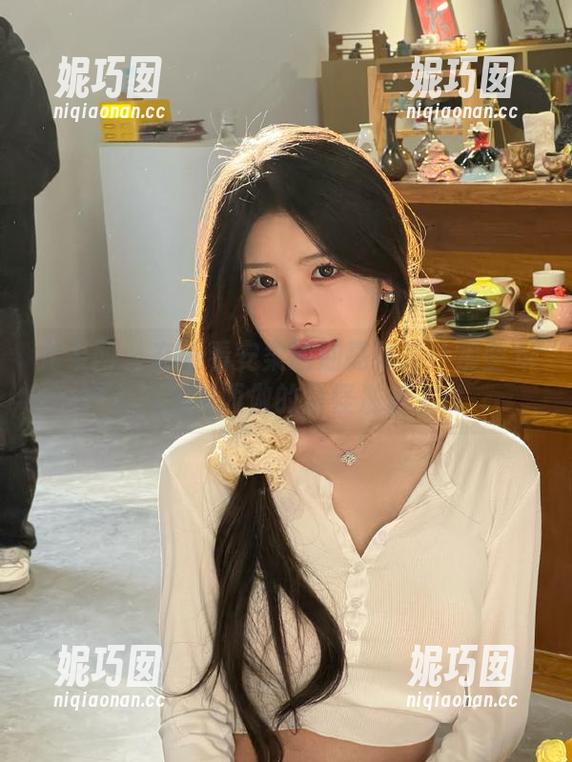 尤果网 - 在线看安柔的油亮作品：那些年我为拍照而做的奇怪准备.txt