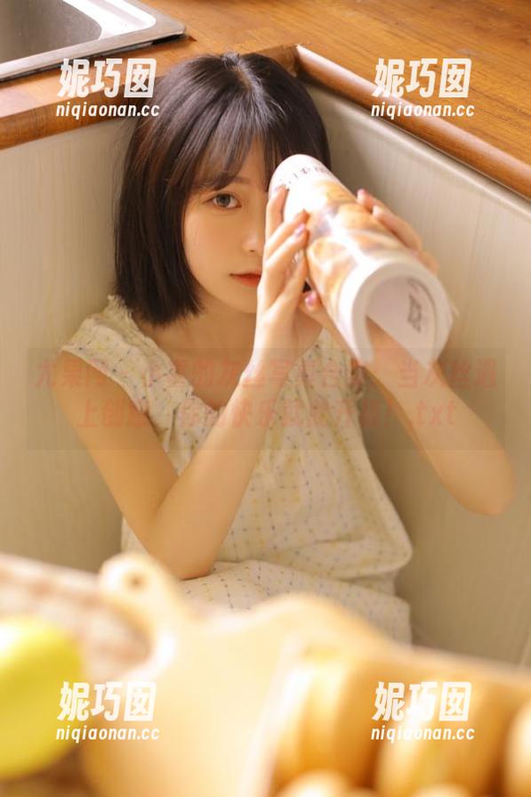 尤果网 - 小喜的灰丝写真合集：当灰丝遇上创意，你的快乐就此升级！.txt
