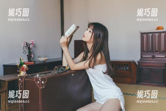 尤果网 - 御姐风范尽显，沈诺馨最新写真作品集引发小迷妹狂潮！.txt
