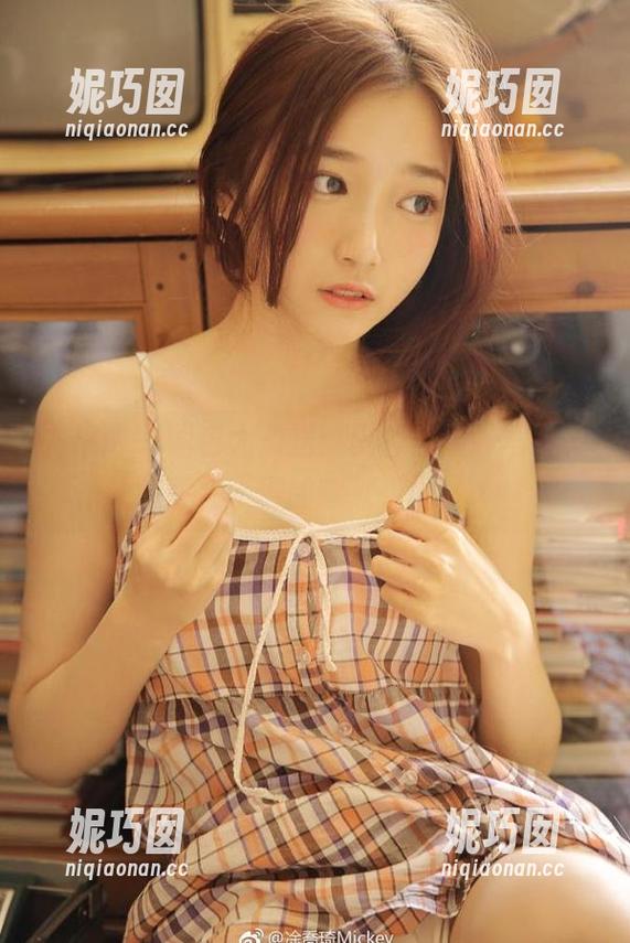 尤果网 - 图包大放送：田梓茵婚纱写真，让你哭笑不得的幽默瞬间！.txt