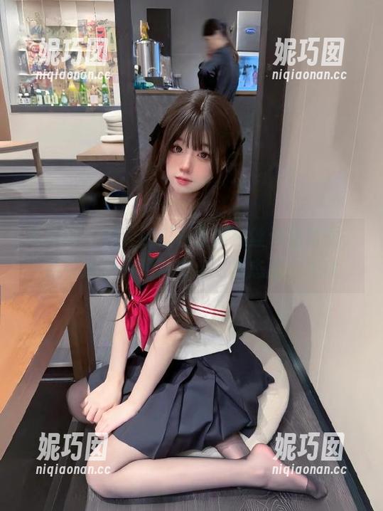尤果网 - 探索绮里嘉最新白丝作品套图，感受她独特的魅力与时尚态度！.txt