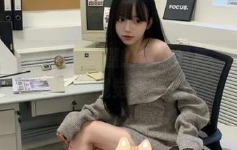 尤果网 – 探秘绮里嘉的网袜写真，绝美套图引爆视觉盛宴.txt