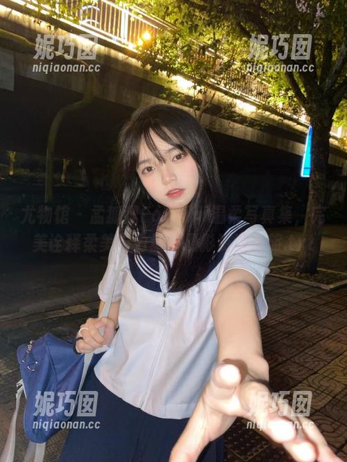 尤物馆 - 孟狐狸FoxYini温柔写真集，完美诠释柔美与力量的摄影资源之旅.txt