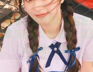 尤物馆 – 吸收了潘琳琳ber的粉色写真集后，我的审美标准又被刷新，资源真是罪过的美！.txt