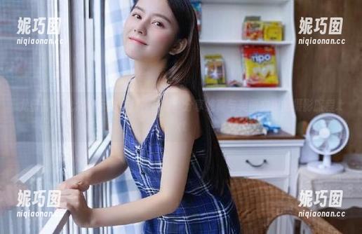 尤蜜荟 - 允尔展示的女孩作品集：分享纯真与美丽交织的摄影旅程.txt