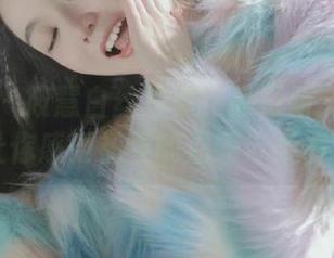 尤蜜荟 – 筱慧白丝写真作品更新：绝美图片让你感受初春的温暖与柔情.txt