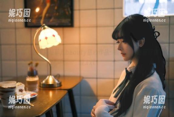 尤蜜荟 - 独家揭秘菲儿beauty甜心作品：精致原图资源任你下载.txt
