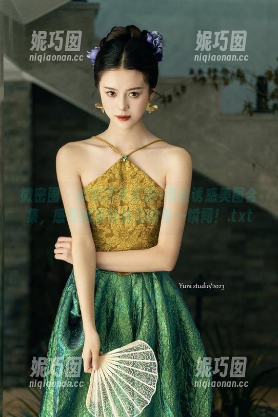 微密圈 - 徐莉芝枣红裙+黑丝诱惑美图合集，感受她独特魅力的每一瞬间！.txt