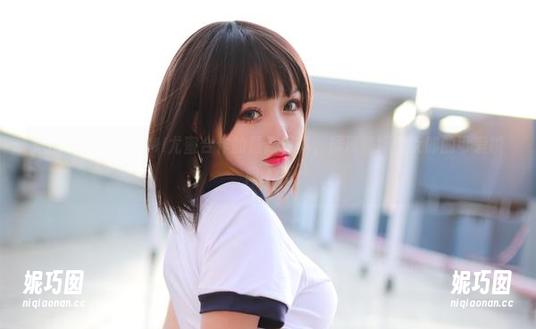 您的蛋蛋与YouMi尤蜜合作的最新写真，展现蕾姆兔女郎的可爱瞬间.txt