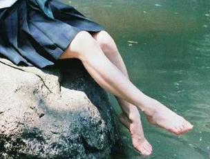 推女神 – 在子纯儿Annie校园全套作品中寻找回忆：那段青涩又美好的校园时光.txt