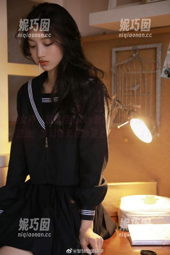 推女神 - 施忆佳Kitty酱海边写真资源大放送：梦幻时光在沙滩上的合集！.txt