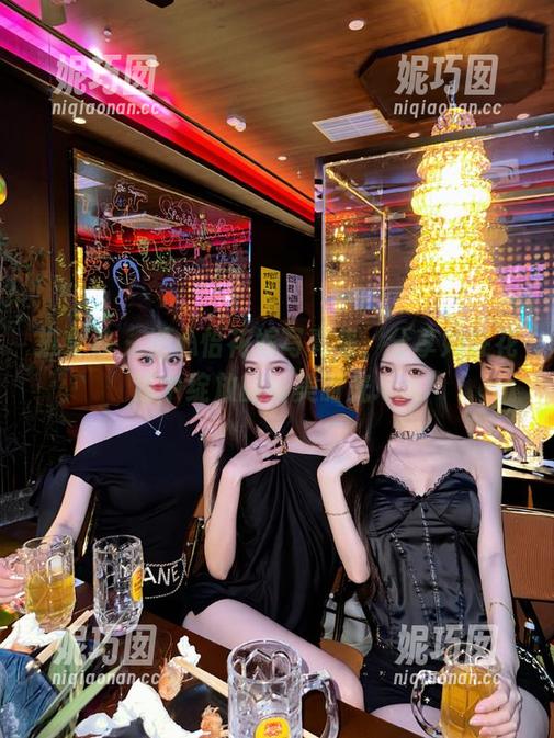 推女神 - 温心怡花嫁写真集，分享她在花海中绽放的纯美时光.txt