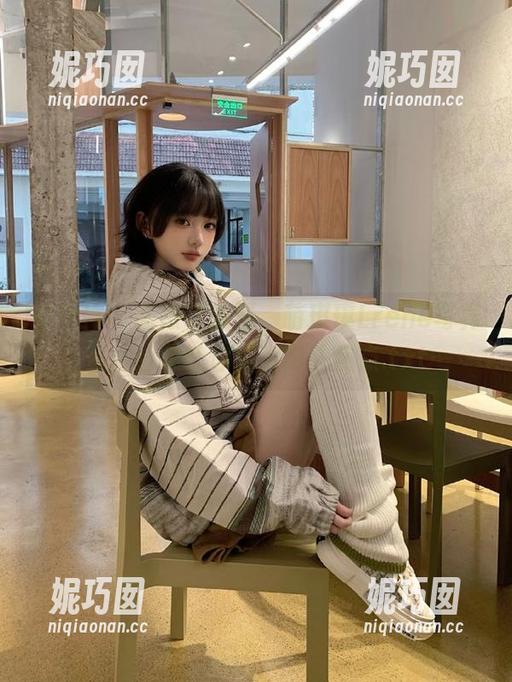 推女神 - 高跟鞋智囊，萌琪琪Lrene写真资源合集让你成为街头焦点.txt