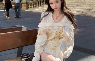 推女神 – 看我谭晓彤的内衣写真原图，想不到这图片里藏着我不为人知的一面！.txt
