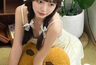 推女神 – 精选雪Baby可爱写真无圣光合集，展现纯真魅力的时刻.txt