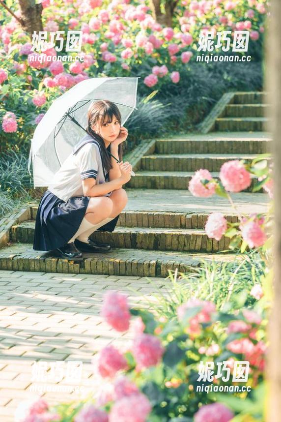 星颜社 - 潘思沁华丽和服写真，精致美图尽显女性的柔美与力量.txt