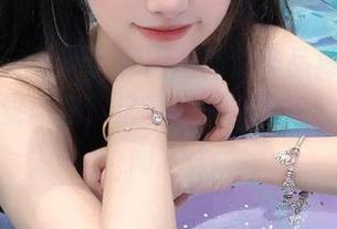 星颜社 – 王俪丁呀旅拍高清作品集，开启一场视觉盛宴，记录每一次旅途的精彩瞬间.txt
