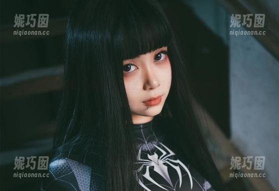 唤醒视觉的盛宴：末夜787舰长柴郡泳装作品集，与您分享独家资源.txt