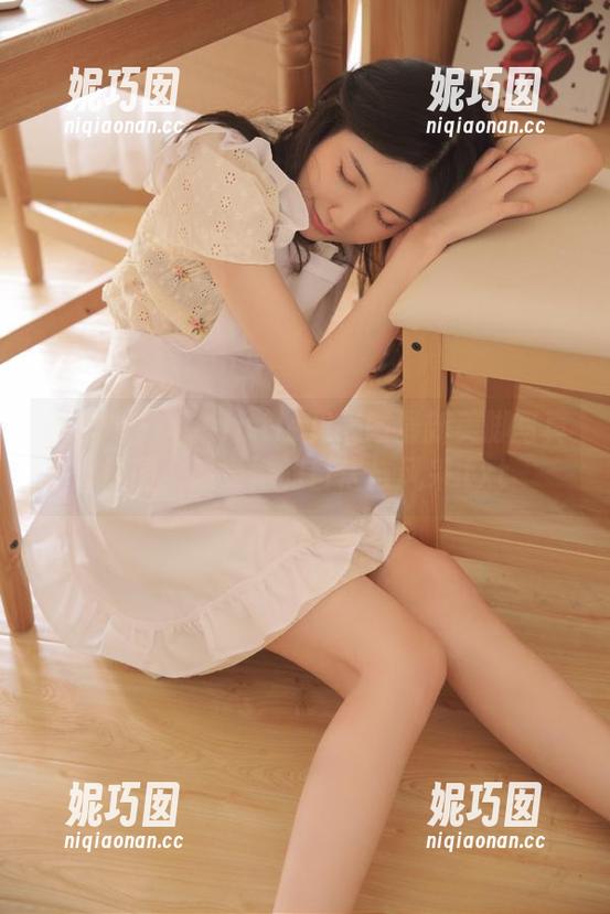 果团网 - 观看little贝壳喵最新美脚写真原图，感受她的自信与风采.txt