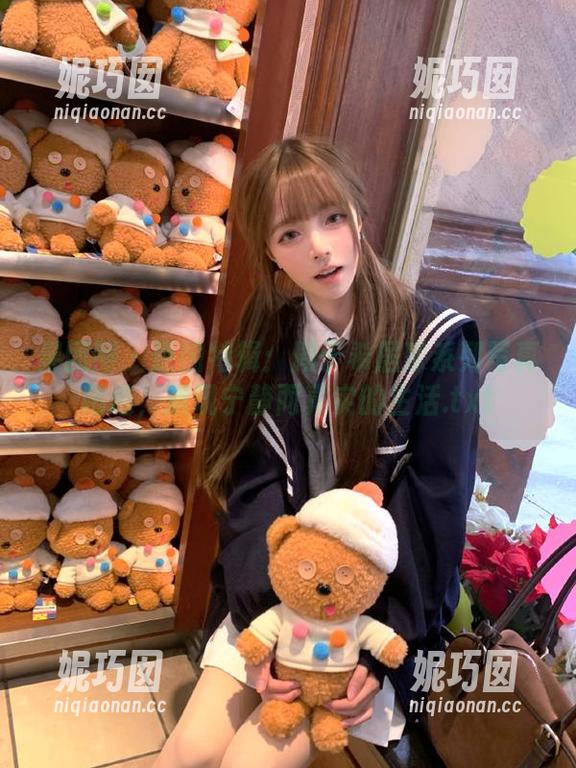 果团网 - 原图特辑：周于希居家系列写真精选，展现宁静而真实的生活.txt