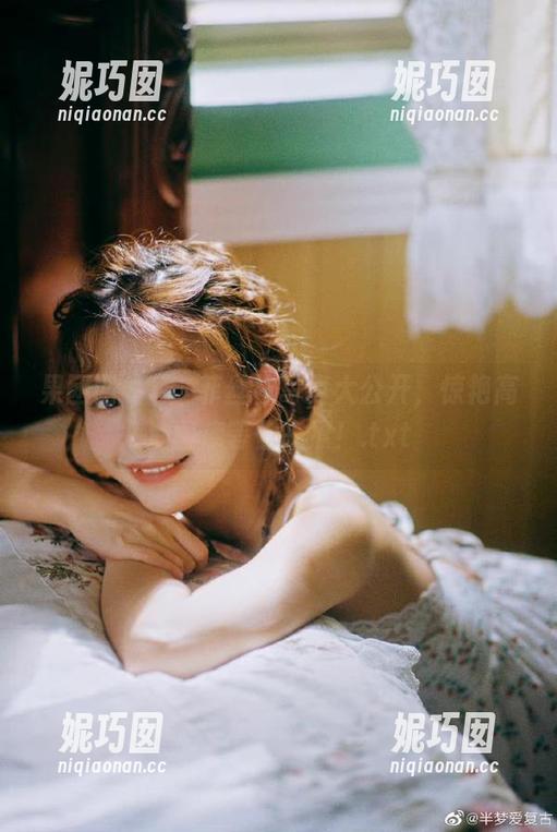 果团网 - 龚玥菲丝袜写真大公开，惊艳高清图库等你来撩！.txt