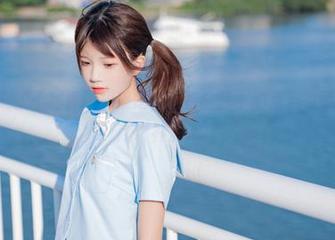 观看桜桃喵护士写真，探索她在医院生活中的点滴故事与无私奉献精神。.txt