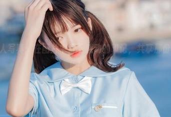 桜桃喵双人写真：在图片中留下感动的印记，共享那份纯真与快乐！.txt