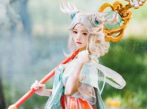 下载高清桜桃喵的花嫁兔写真，让你的相册瞬间升华为婚纱杂志！.txt