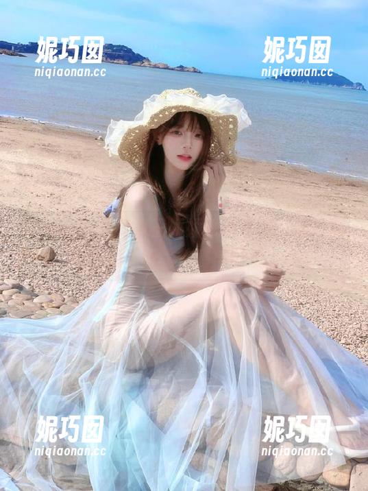 梦丝女神 - 高清王娇娇短裤套图，连短裤都自愧不如的性感与可爱.txt