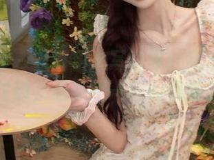 梦丝女神 – 雪馨甜心写真集：高清画面下的梦幻时刻，感受不一样的视觉盛宴.txt