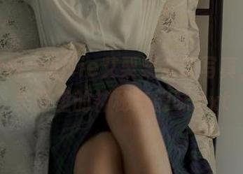 模范学院 – Ellie艾栗栗灰丝写真，揭开美图里的神秘与韵味.txt