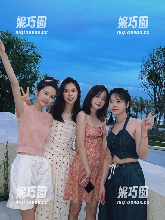 微密圈 - 踏入夏季狂欢！洁己u比基尼图包精选，每一幅都让你心动不已！.txt