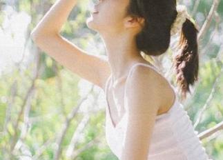 激萌文化 – “之应甜心”魅惑写真：欣赏她最新美图图集中的甜美世界.txt