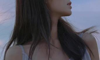 爱蜜社 – 免费作品大放送！妤薇Vivian的夏日写真让你心旷神怡，快来欣赏吧！.txt
