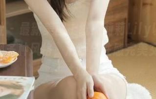 爱蜜社 – 最新美图上线！莉莉Lily以水手服呈现多种风格，清新与性感完美交融！.txt